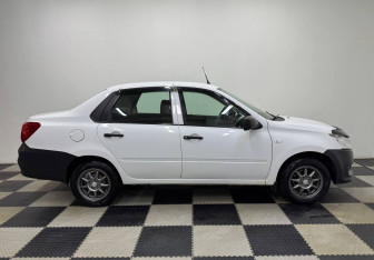 Подержанный автомобиль Datsun on-DO 2018 года (4 фото)