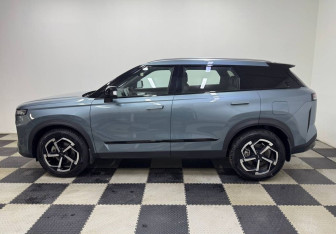 Подержанный автомобиль Jaecoo J7 2024 года (8 фото)