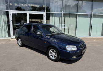 Подержанный автомобиль Hyundai Accent Sedan 2008 года (3 фото)