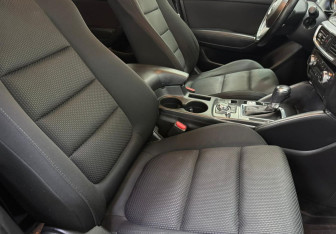 Подержанный автомобиль Mazda CX-5 2016 года (9 фото)