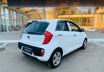 Подержанный автомобиль Kia Picanto 2014 года (5 фото)