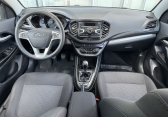 Подержанный автомобиль LADA (ВАЗ) Vesta Sedan 2021 года (9 фото)