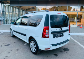 Подержанный автомобиль LADA (ВАЗ) Largus Wagon 2021 года (7 фото)