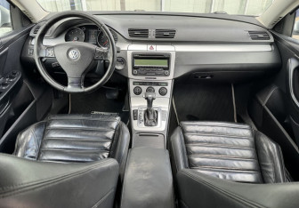 Подержанный автомобиль Volkswagen Passat Wagon 2009 года (9 фото)