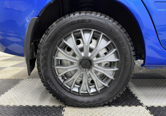 Подержанный автомобиль LADA (ВАЗ) Kalina Sedan 2006 года (12 фото)