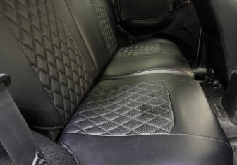 Подержанный автомобиль Chevrolet Niva 2014 года (11 фото)