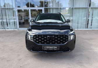 Подержанный автомобиль Hyundai Santa Fe 2023 года (2 фото)