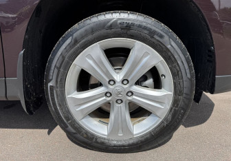 Подержанный автомобиль Toyota Highlander 2013 года (13 фото)