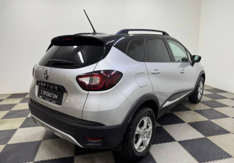 Подержанный автомобиль Renault Kaptur 2021 года (5 фото)