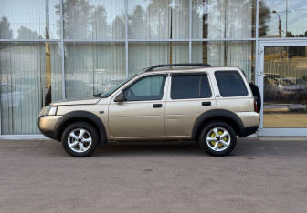 Подержанный автомобиль Land Rover Freelander 2004 года (8 фото)