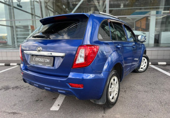 Подержанный автомобиль Lifan X60 2015 года (5 фото)