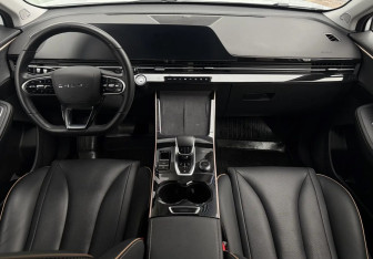 Подержанный автомобиль Omoda C5 2023 года (9 фото)