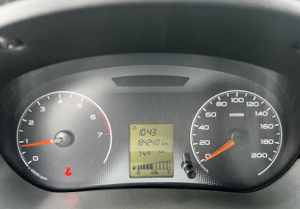 Подержанный автомобиль LADA (ВАЗ) Granta Sedan 2012 года (12 фото)