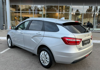 Подержанный автомобиль LADA (ВАЗ) Vesta Wagon 2021 года (7 фото)