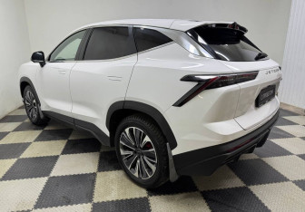 Подержанный автомобиль Jetour Dashing 2023 года (7 фото)