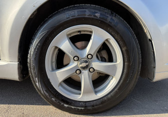 Подержанный автомобиль Chevrolet Aveo Hatchback 2009 года (12 фото)