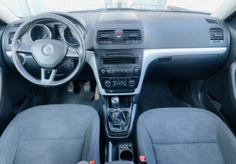 Подержанный автомобиль Skoda Yeti 2014 года (9 фото)