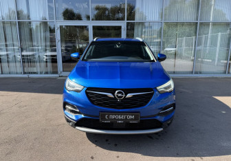 Подержанный автомобиль Opel Crossland X 2019 года (2 фото)