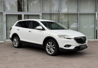 Подержанный автомобиль Mazda CX-9 2013 года (3 фото)