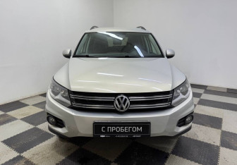 Подержанный автомобиль Volkswagen Tiguan 2012 года (2 фото)