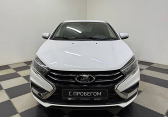 Подержанный автомобиль LADA (ВАЗ) Vesta Sedan 2023 года (2 фото)