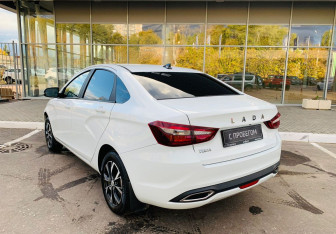 Подержанный автомобиль LADA (ВАЗ) Vesta Sedan 2024 года (7 фото)