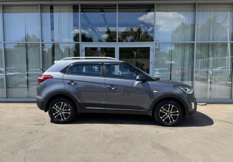 Подержанный автомобиль Hyundai Creta 2021 года (4 фото)