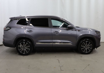 Подержанный автомобиль Chery Tiggo 8 Pro Max 2023 года (7 фото)