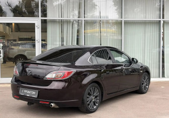 Подержанный автомобиль Mazda 6 Sedan 2008 года (5 фото)