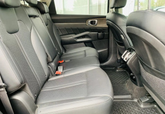 Подержанный автомобиль Kia Sorento 2020 года (11 фото)
