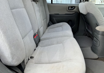 Подержанный автомобиль Hyundai Santa Fe 2005 года (11 фото)