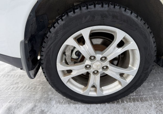 Подержанный автомобиль Mitsubishi Outlander 2013 года (11 фото)