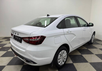Подержанный автомобиль LADA (ВАЗ) Vesta Sedan 2024 года (5 фото)