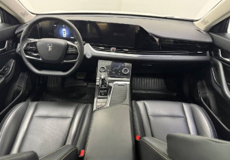 Подержанный автомобиль FAW Bestune B70 2023 года (10 фото)