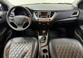 Подержанный автомобиль Hyundai Solaris Sedan 2021 года (10 фото)