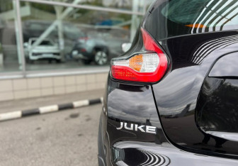 Подержанный автомобиль Nissan Juke 2018 года (14 фото)