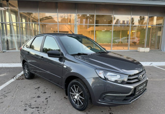 Подержанный автомобиль LADA (ВАЗ) Granta Liftback 2019 года (3 фото)
