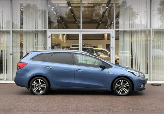 Подержанный автомобиль Kia Ceed Wagon 2012 года (4 фото)