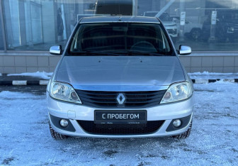 Подержанный автомобиль Renault Logan Sedan 2014 года (2 фото)