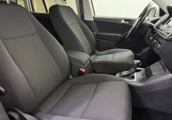 Подержанный автомобиль Volkswagen Tiguan 2012 года (9 фото)