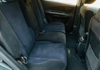 Подержанный автомобиль Hyundai Tucson 2008 года (11 фото)