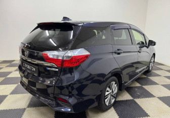 Подержанный автомобиль Honda Shuttle Wagon 2018 года (5 фото)