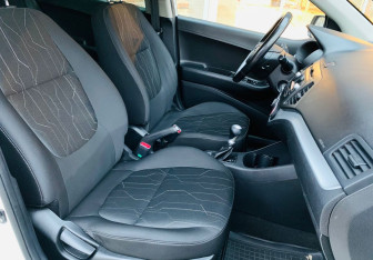 Подержанный автомобиль Kia Picanto 2014 года (9 фото)