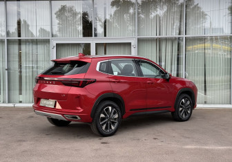 Подержанный автомобиль Exeed LX 2023 года (5 фото)