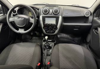 Подержанный автомобиль LADA (ВАЗ) Granta Sedan 2018 года (10 фото)