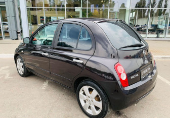 Подержанный автомобиль Nissan Micra Hatchback 2010 года (7 фото)