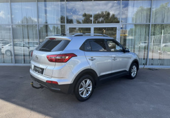 Подержанный автомобиль Hyundai Creta 2017 года (5 фото)