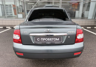 Подержанный автомобиль LADA (ВАЗ) Priora Sedan 2008 года (6 фото)