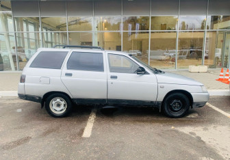 Подержанный автомобиль LADA (ВАЗ) 2111 2001 года (4 фото)