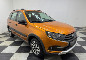 Подержанный автомобиль LADA (ВАЗ) Granta Wagon 2020 года (3 фото)